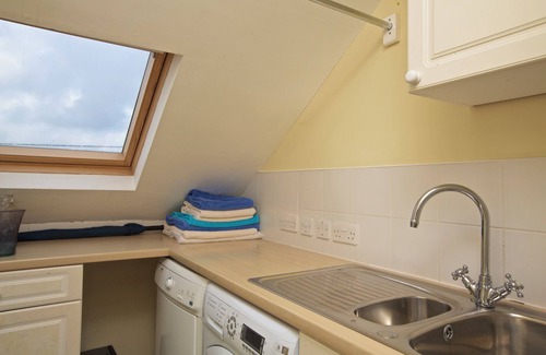 Burgh Island Cottage | 12 THURLESTONE ROCK, family friendly in Thurlestone