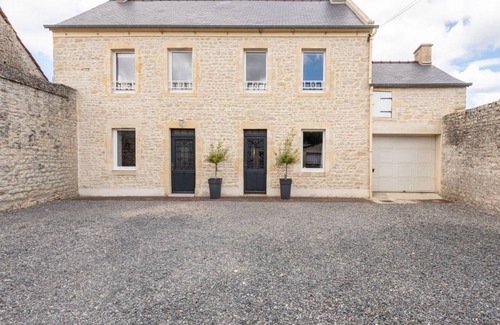 Commes Other | 120 m² Accommodation ∙ 2 bedrooms ∙ 4 guests