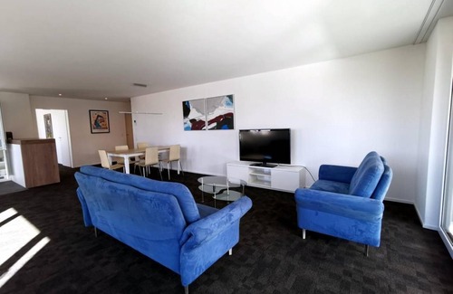 Gossau Apartment | 120 m² Apartment ∙ 3 bedrooms ∙ 8 guests