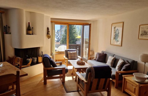 Silvaplana Apartment | 120 m² Apartment ∙ 3 bedrooms ∙ 6 guests