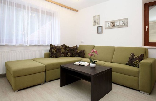 Radenthein Apartment | 120 m² Apartment ∙ 4 bedrooms ∙ 8 guests