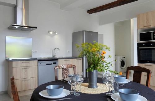 Dommartin-le-Franc Cottage | 120 m² Cabin ∙ 2 bedrooms ∙ 4 guests