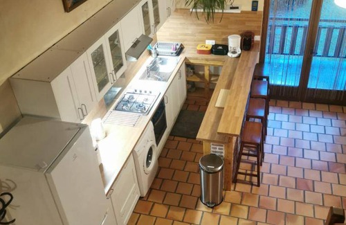 Echevis House | 120 m² Gîte ∙ 3 bedrooms ∙ 6 guests