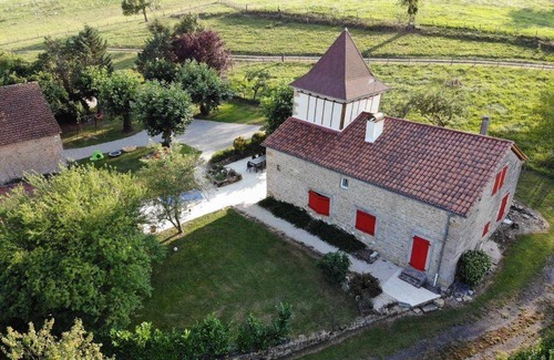 Lavergne House | 120 m² Gîte ∙ 6 bedrooms ∙ 12 guests