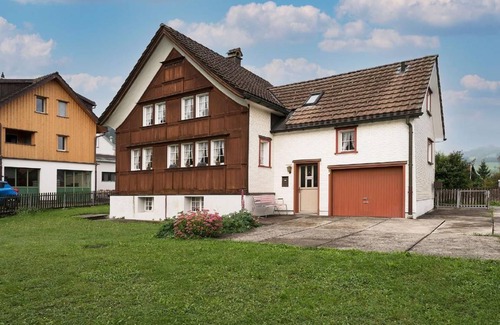 Appenzell House | 120 m² House ∙ 3 bedrooms ∙ 8 guests