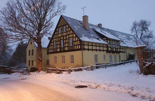 Ovesne Kladruby House | 120 m² House ∙ 6 bedrooms ∙ 14 guests