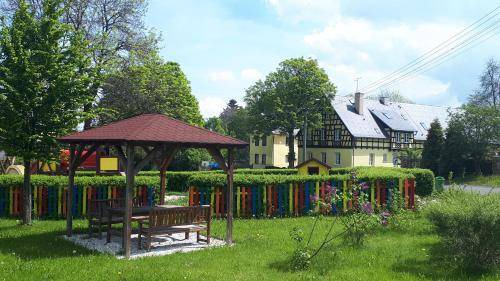 Ovesne Kladruby House | 120 m² House ∙ 6 bedrooms ∙ 14 guests