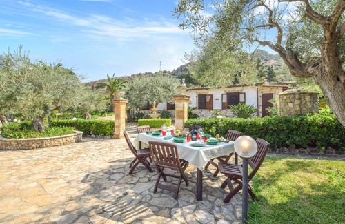 Termini Imerese House | 120 m² House ∙ 3 bedrooms ∙ 6 guests