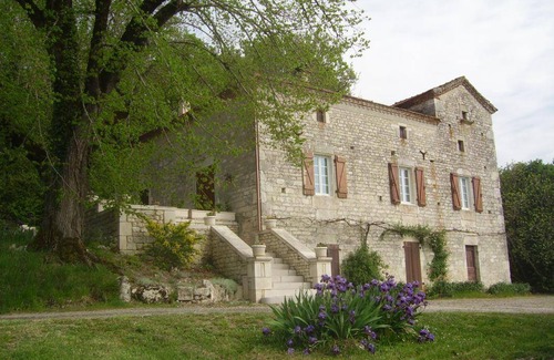 Cezac House | 120 m² House ∙ 2 bedrooms ∙ 4 guests