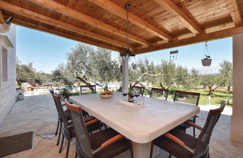 Pucisca House | 120 m² House ∙ 3 bedrooms ∙ 8 guests