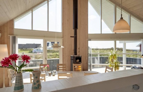 Lonstrup House | 120 m² House ∙ 4 bedrooms ∙ 8 guests