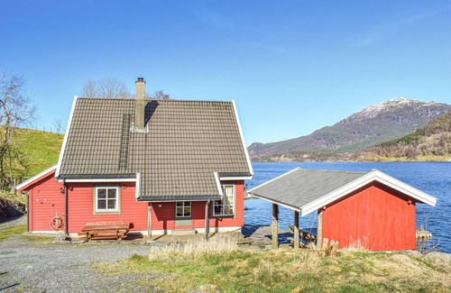 Vindafjord House | 120 m² House ∙ 5 bedrooms ∙ 10 guests