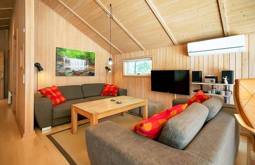 Hojby House | 120 m² House ∙ 5 bedrooms ∙ 11 guests