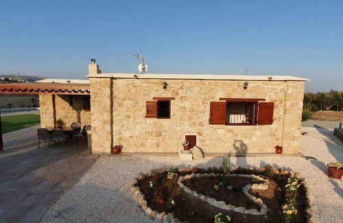 Geroskipou Villa | 120 m² Villa ∙ 2 bedrooms ∙ 5 guests