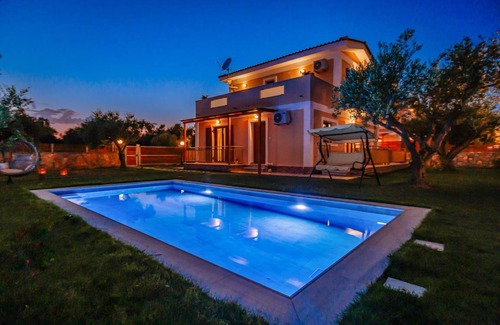 Zakynthos Town Villa | 120 m² Villa ∙ 3 bedrooms ∙ 6 guests