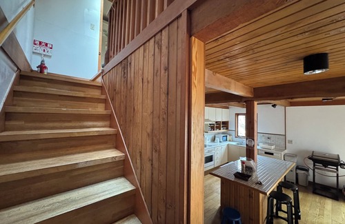 Fujikawaguchiko House | 120sqm cottage 3min walk lake BBQ 5min drive Kawaguchi Mt.Fuji stay fam & frnds