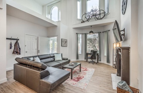 St. Louis Apartment | 121 m² Apartment ∙ 1 bedroom ∙ 4 guests