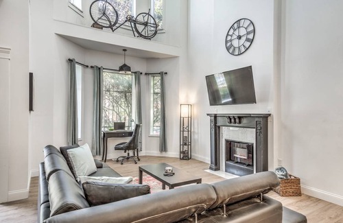 St. Louis Apartment | 121 m² Apartment ∙ 1 bedroom ∙ 4 guests