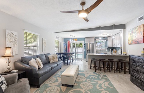 Riviera Beach House | 121 m² House ∙ 3 bedrooms ∙ 9 guests