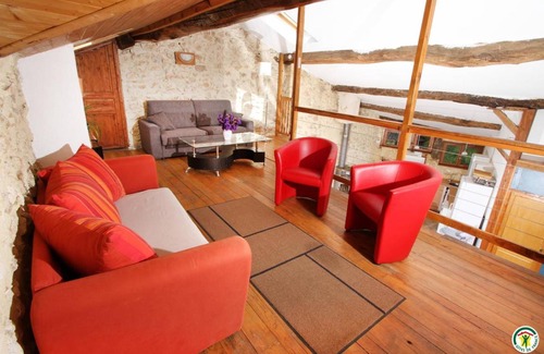 Hostun House | 122 m² Gîte ∙ 3 bedrooms ∙ 6 guests