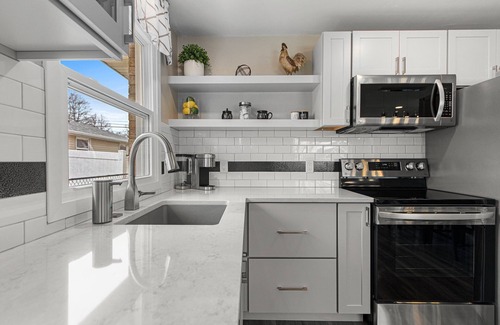 Green Bay House | 1220 Lambeau Field Luxe