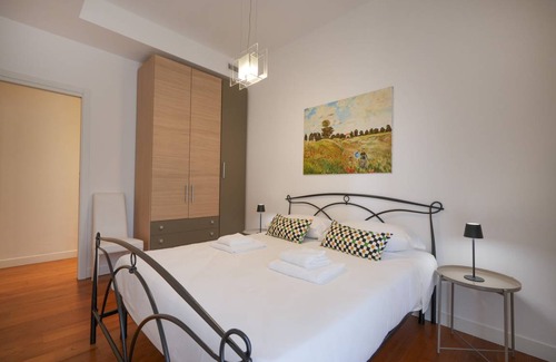 Municipio 2 Apartment | 123 m² Apartment ∙ 3 bedrooms ∙ 6 guests