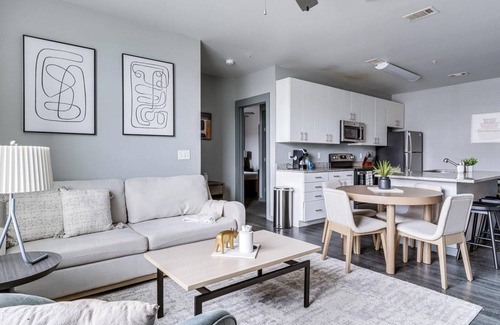University District Apartment | 123 m² Apartment ∙ 4 bedrooms ∙ 8 guests