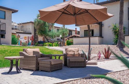 South Scottsdale Apartment | 124 Fully Furnished 1BR Suite-Prime Location