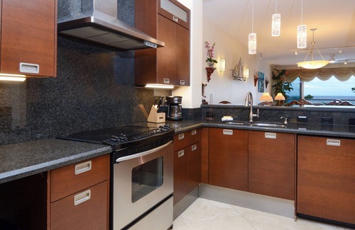 Rock Harbor Condo | 124 Mariners Club Key Largo | 2 Bed, 2.5 Bath