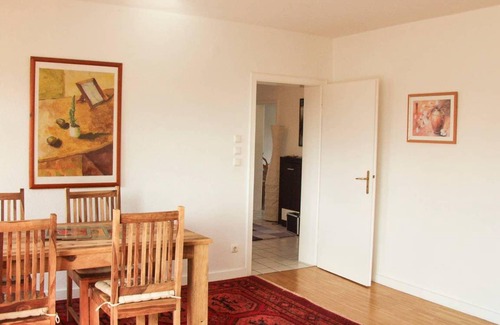 Buderich Apartment | 125 m² Apartment ∙ 3 bedrooms ∙ 9 guests