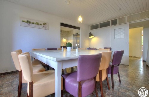 Cruzilles-les-Mepillat House | 126 m² Gîte ∙ 5 bedrooms ∙ 12 guests