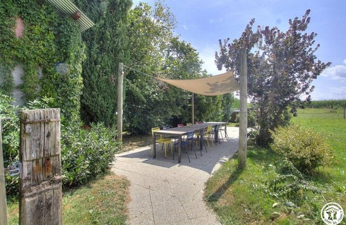 Cruzilles-les-Mepillat House | 126 m² Gîte ∙ 5 bedrooms ∙ 12 guests