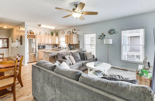 North Carolina Coast Apartment | 126 m² Apartment ∙ 3 bedrooms ∙ 10 guests
