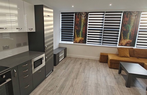 Edgware Apartment | 128 Equity House