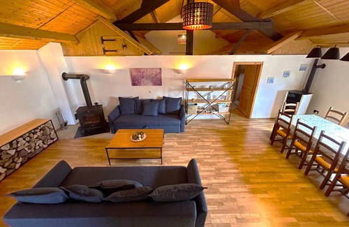 Vitrey-sur-Mance Apartment | 128 m² Apartment ∙ 2 bedrooms ∙ 8 guests