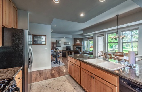 Dover Bay Condo | 128 m² Condo ∙ 2 bedrooms ∙ 6 guests