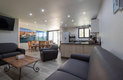 Fontiers-Cabardes House | 128 m² Gîte ∙ 4 bedrooms ∙ 8 guests