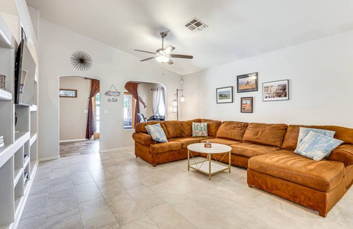 Fletcher Heights House | 128 m² House ∙ 3 bedrooms ∙ 6 guests