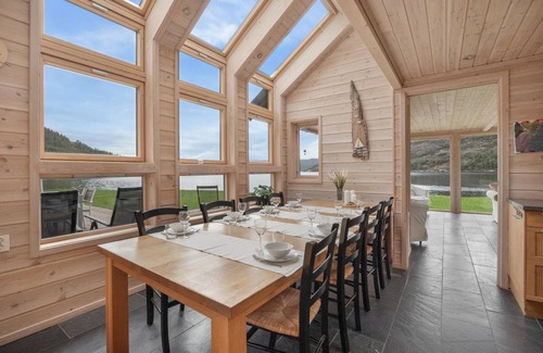 Masfjorden House | 129 m² House ∙ 5 bedrooms ∙ 10 guests