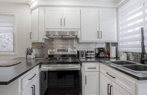 Sault-au-Recollet Apartment | #129 - Peaceful & Bright Apartment with two Balcony