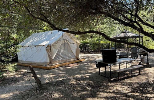 Three Rivers RV Rental | 12x14 Cabin Tent. 4.5 miles to the Sequoia National park entrance.
