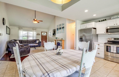 Chickamauga House | 13 Mi to Chattanooga: Family Home w/Backyard!