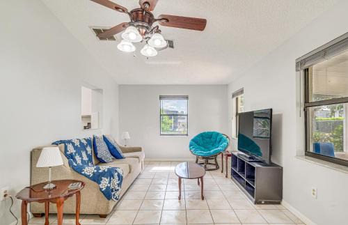 Spring Hill House | 13 Mi to Hudson Beach Spring Hill Home with Lanai