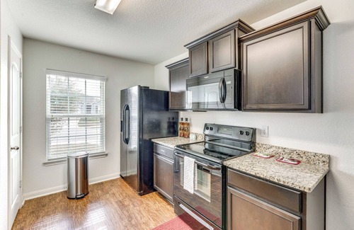 Medina Valley House | 13 Mi to Lackland AFB: San Antonio Home!