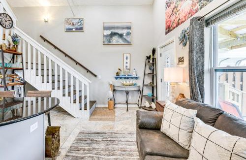 Panama City House | 13 Mi to St Andrews State Park Cabin with Patio!