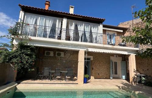 Pomerols House | 13 Rue du Tour d'Enceinte