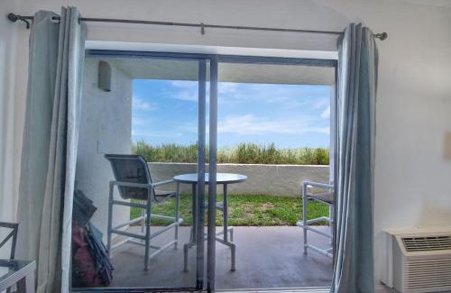Crescent Beach Apartment | 130 Direct Ocean Front 1 bedroom condo with heated pool