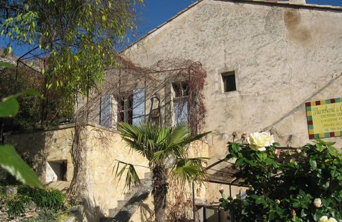 Saint-Saturnin-les-Apt House | 130 m² House ∙ 2 bedrooms ∙ 4 guests