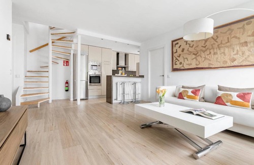 Castillejos Apartment | 130 m² Apartment ∙ 3 bedrooms ∙ 8 guests