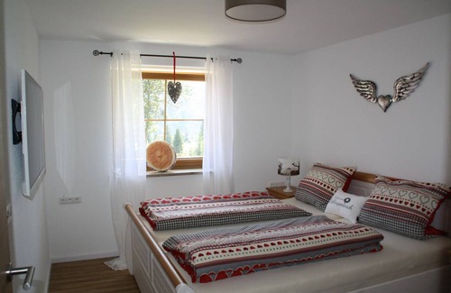 Bach Apartment | 130 m² Apartment ∙ 2 bedrooms ∙ 4 guests